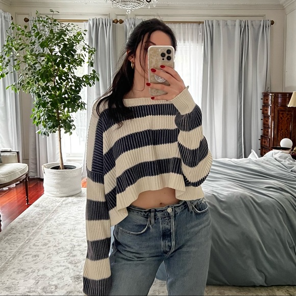 Free People Cropped Sweater - Picture 2 of 4